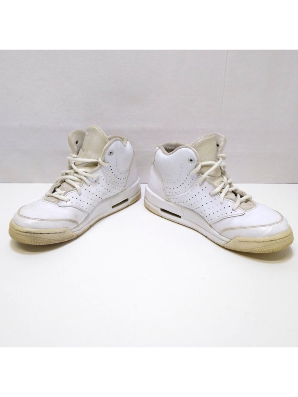 Nike Air Jordan 23 Flight 6.5Y Basketball Tradition Sneakers Lace Up 819473-101 - Picture 3 of 7
